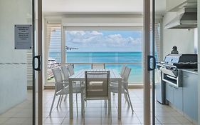Deep Blue Apartment 8